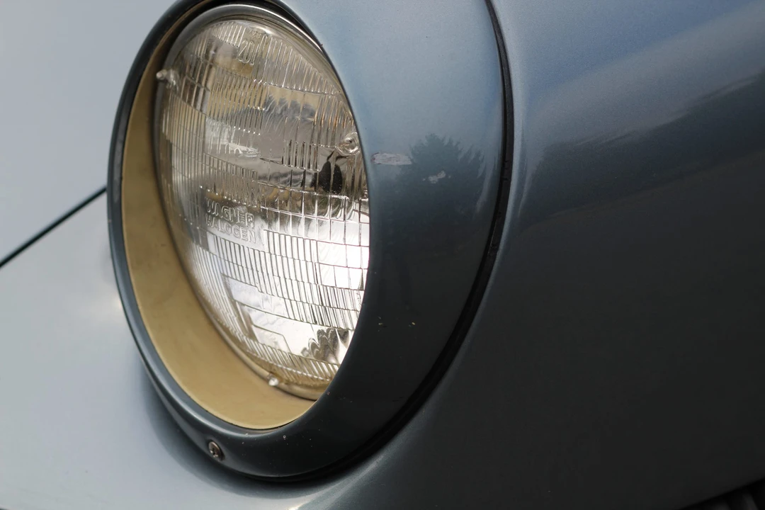 1984 Porsche 911 Carrera 3.2 - Image 21 of 31