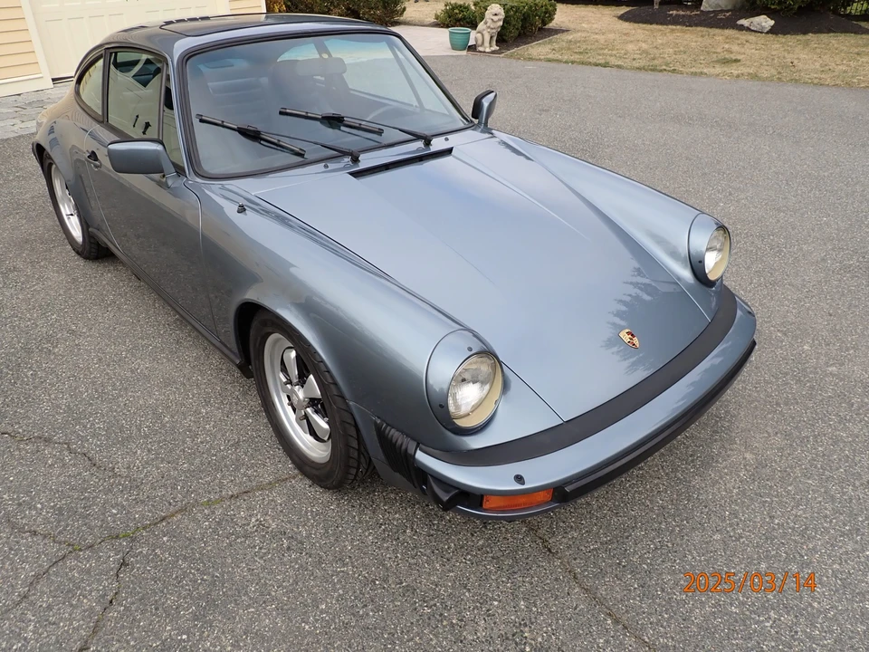 1984 Porsche 911 Carrera 3.2 - Image 12 of 31