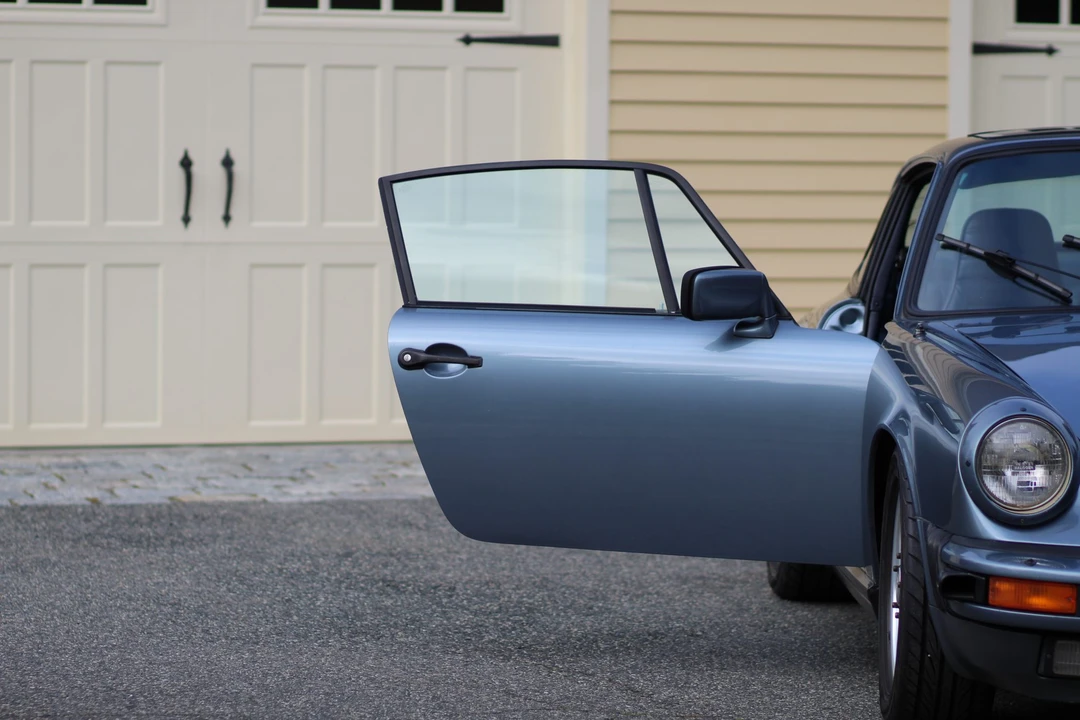 1984 Porsche 911 Carrera 3.2 - Image 30 of 31