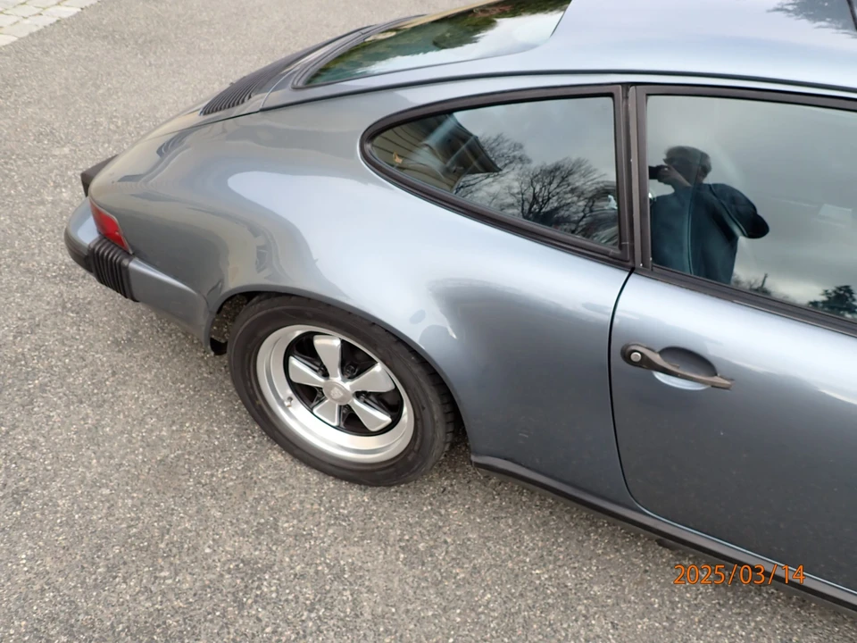 1984 Porsche 911 Carrera 3.2 - Image 18 of 31