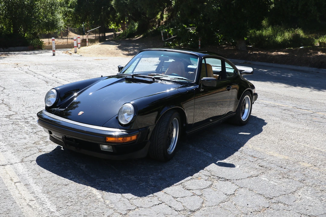 1984 Porsche 911 Carrera 3.2 - Image 9 of 31