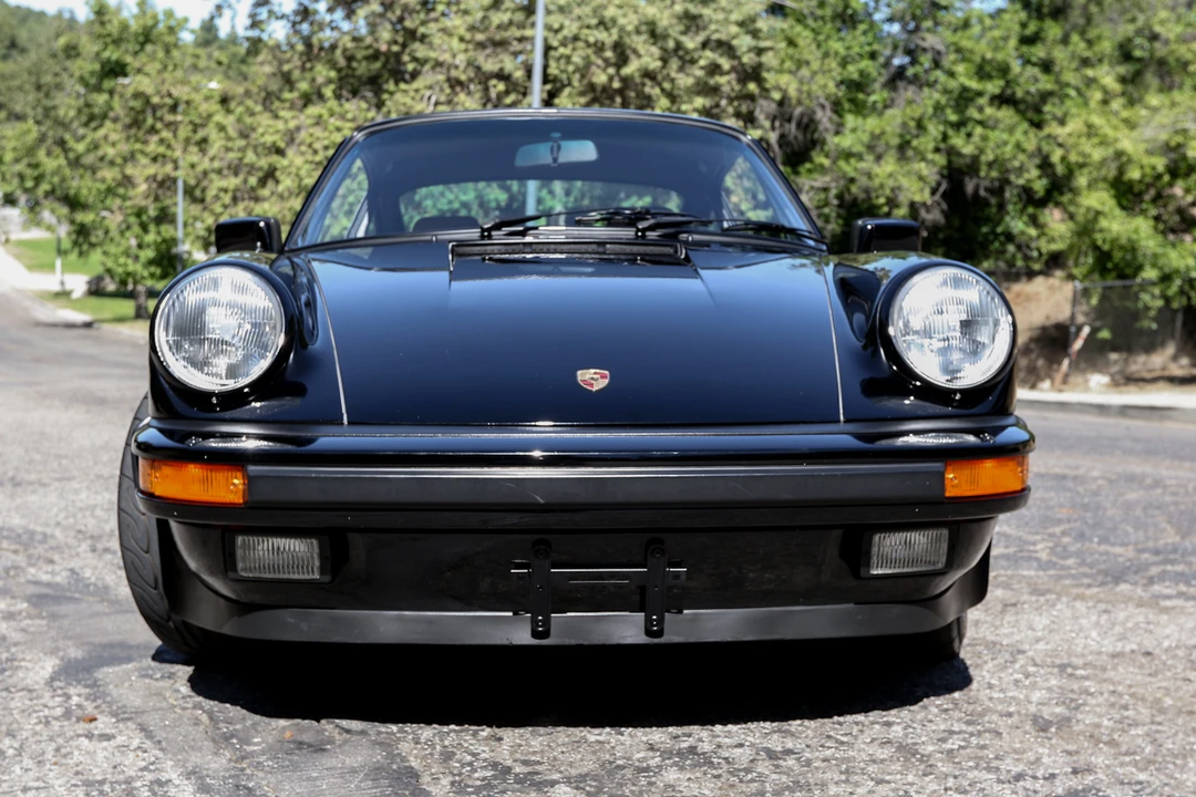 1984 Porsche 911 Carrera 3.2 - Image 5 of 31
