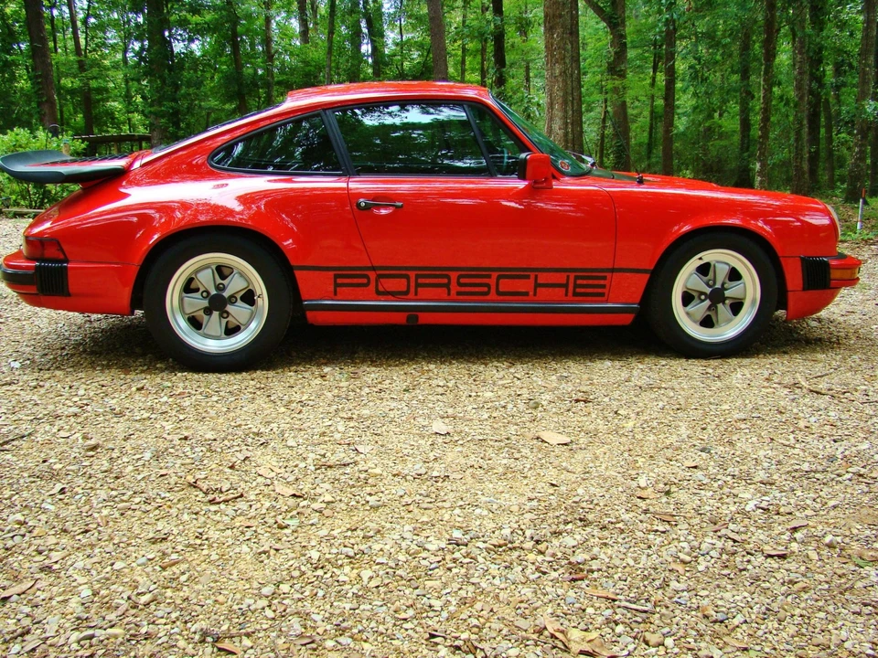 1984 Porsche 911 Carrera 3.2 - Image 27 of 31
