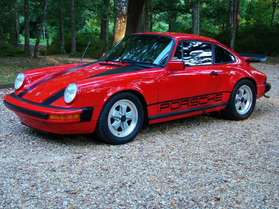 1984 Porsche 911 Carrera 3.2 - Image 10 of 31