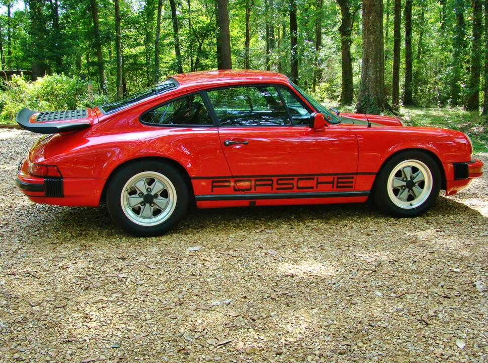 1984 Porsche 911 Carrera 3.2 - Image 29 of 31