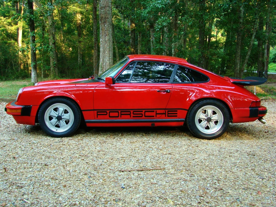 1984 Porsche 911 Carrera 3.2 - Image 2 of 31
