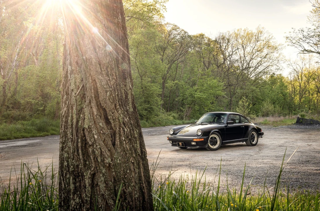 1984 Porsche 911 Carrera 3.2 - Image 14 of 31