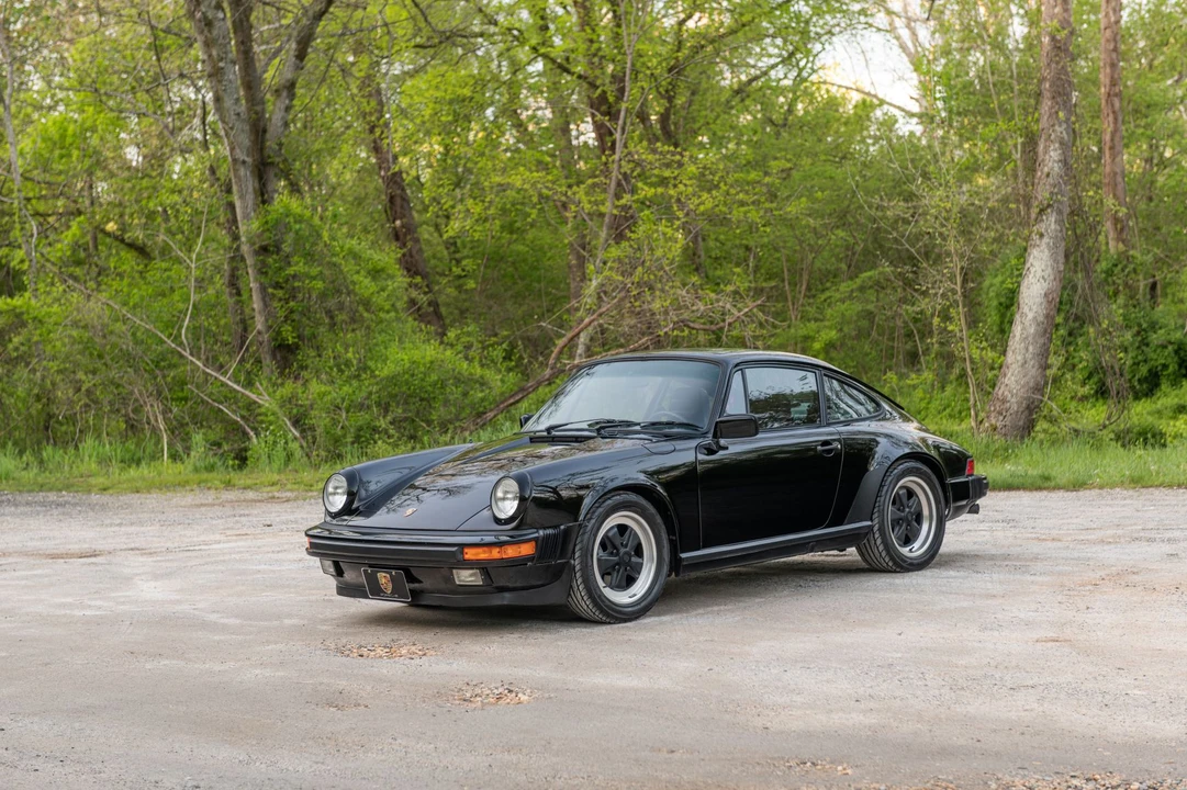 1984 Porsche 911 Carrera 3.2 - Image 16 of 31