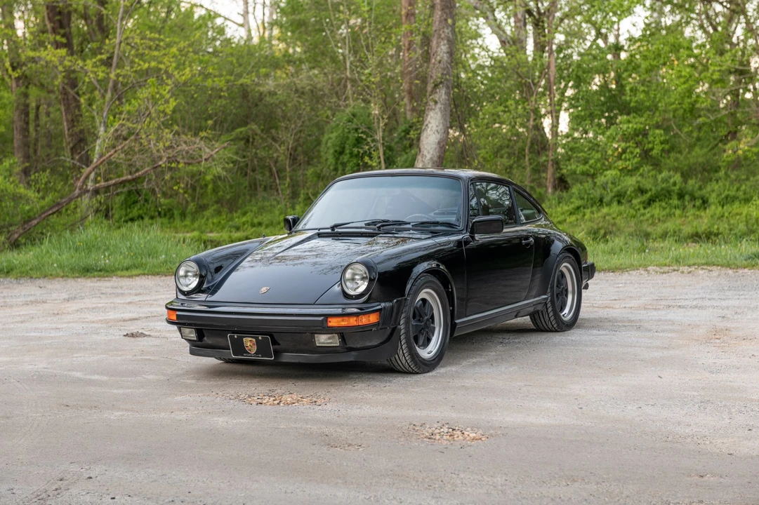 1984 Porsche 911 Carrera 3.2 - Image 13 of 31
