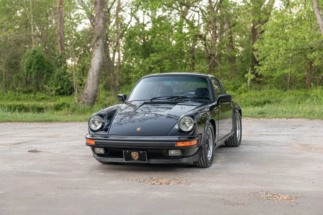 1984 Porsche 911 Carrera 3.2 - Image 12 of 31