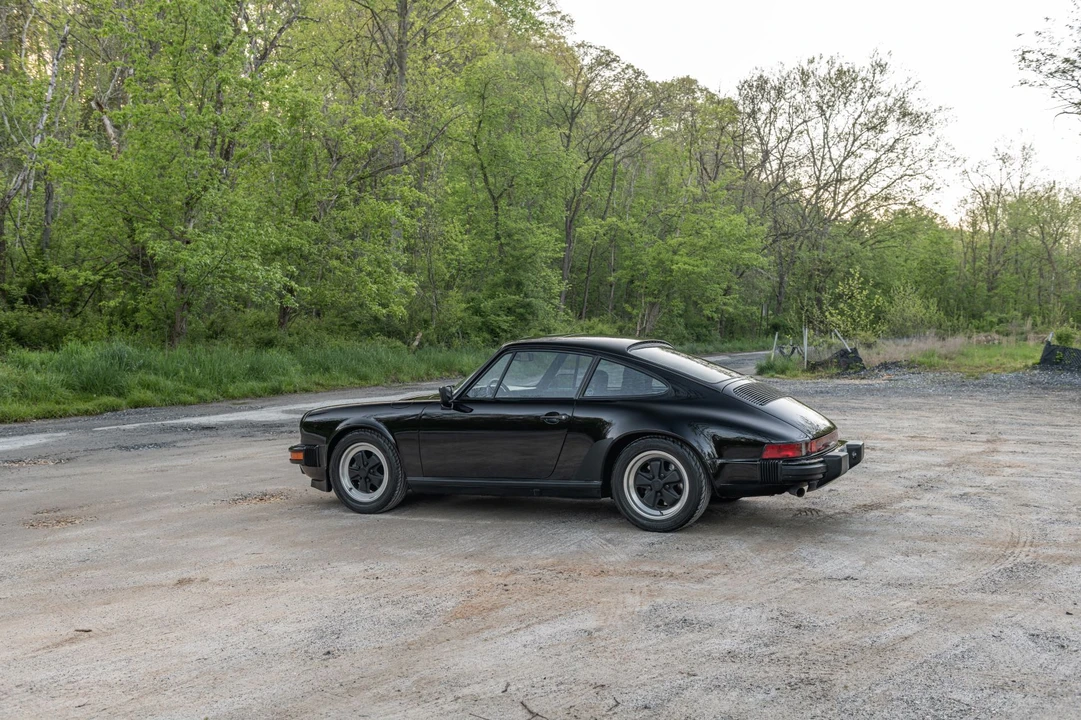 1984 Porsche 911 Carrera 3.2 - Image 22 of 31