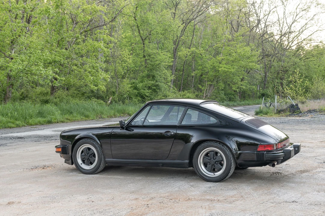 1984 Porsche 911 Carrera 3.2 - Image 23 of 31