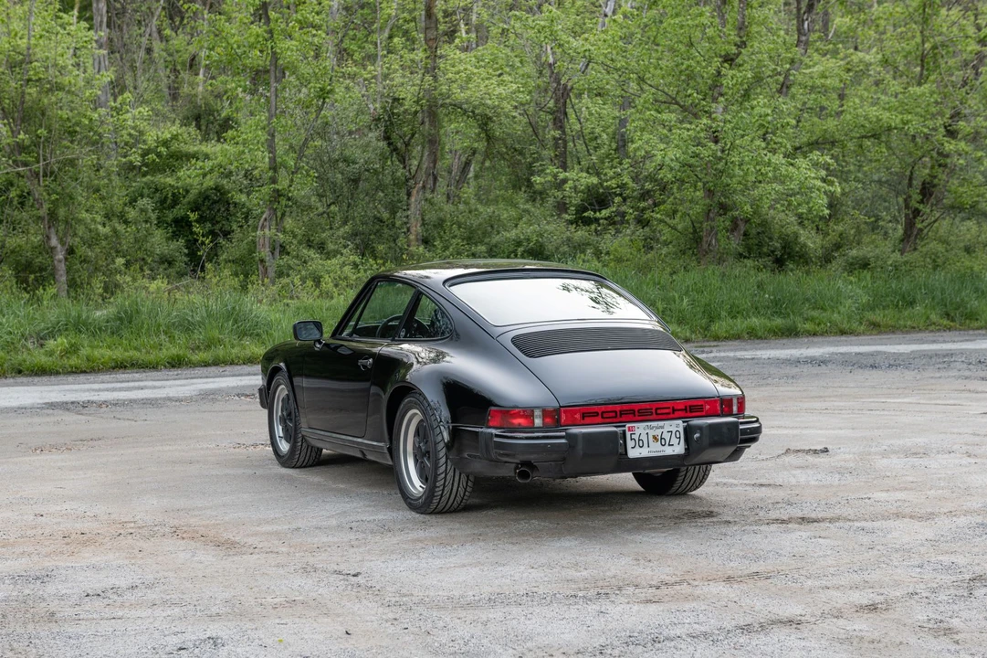 1984 Porsche 911 Carrera 3.2 - Image 25 of 31