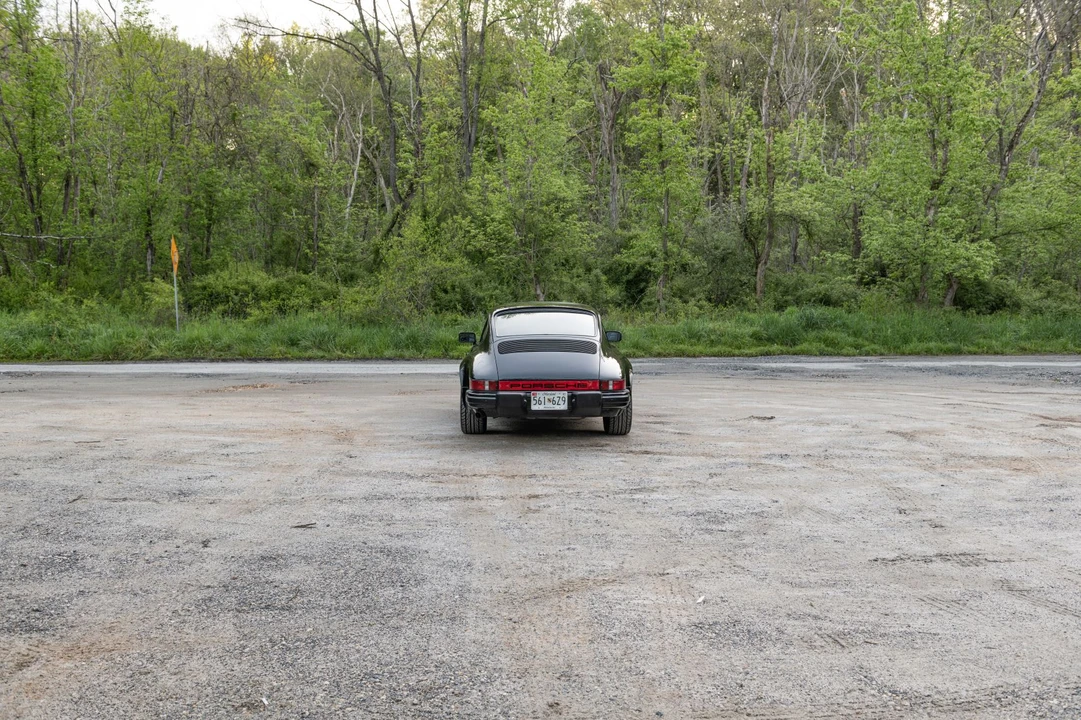 1984 Porsche 911 Carrera 3.2 - Image 28 of 31