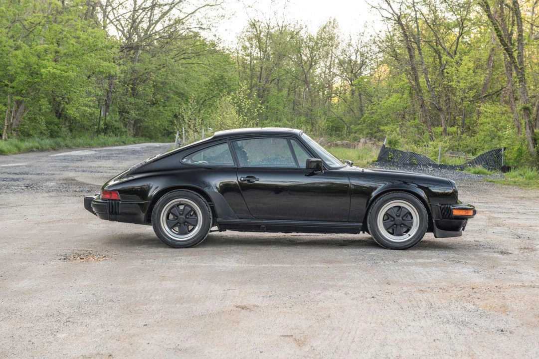 1984 Porsche 911 Carrera 3.2 - Image 4 of 31