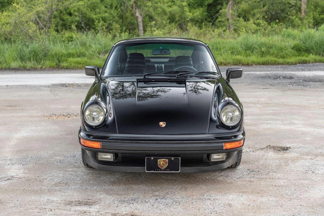 1984 Porsche 911 Carrera 3.2 - Image 9 of 31
