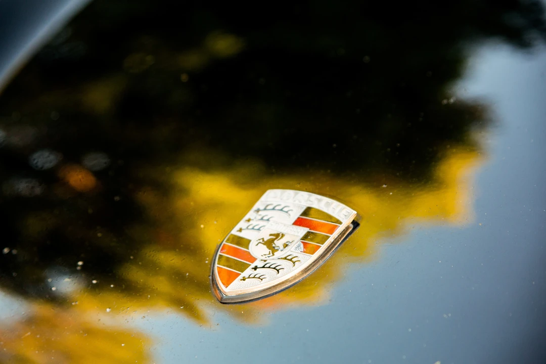 1984 Porsche 911 Carrera 3.2 - Image 29 of 31