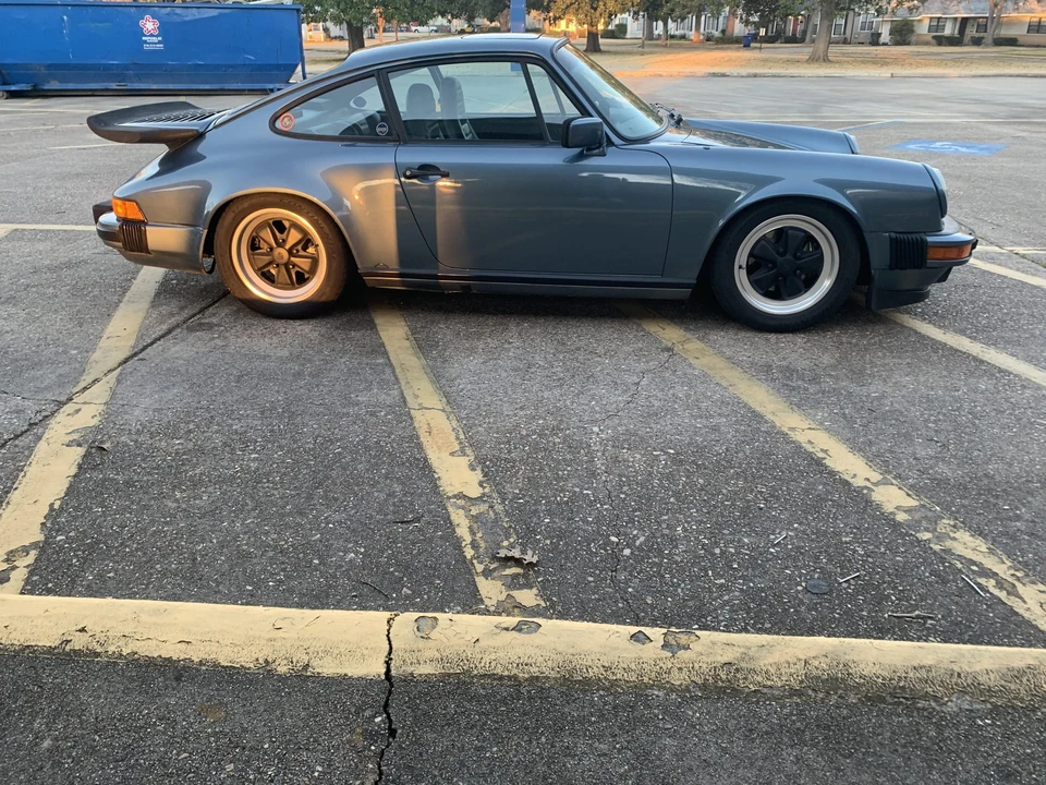 1984 Porsche 911 Carrera 3.2 - Image 20 of 31