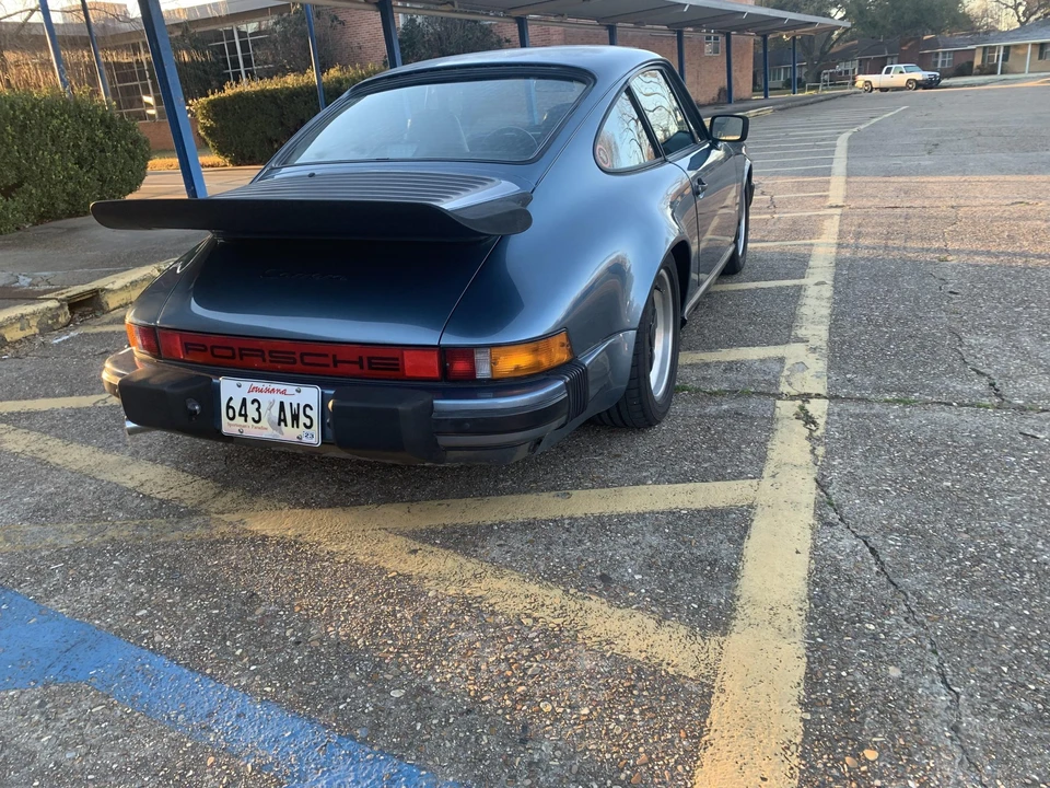 1984 Porsche 911 Carrera 3.2 - Image 16 of 31