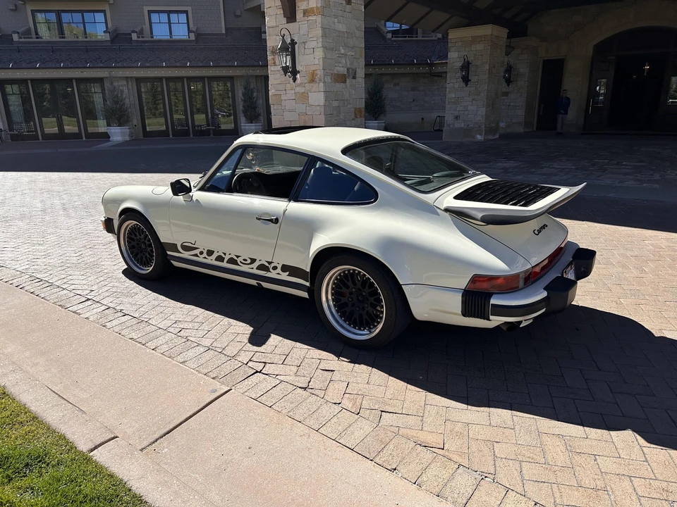 1984 Porsche 911 Carrera 3.2 - Image 13 of 31