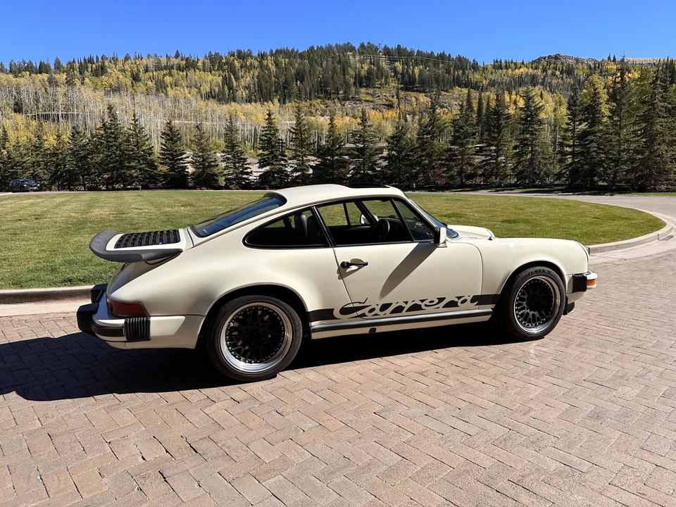 1984 Porsche 911 Carrera 3.2 - Image 16 of 31