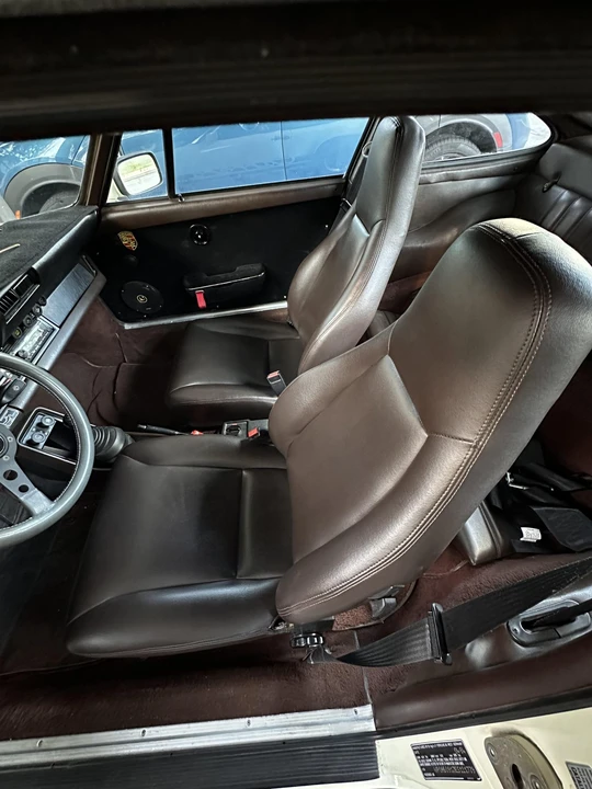 1984 Porsche 911 Carrera 3.2 - Image 24 of 31