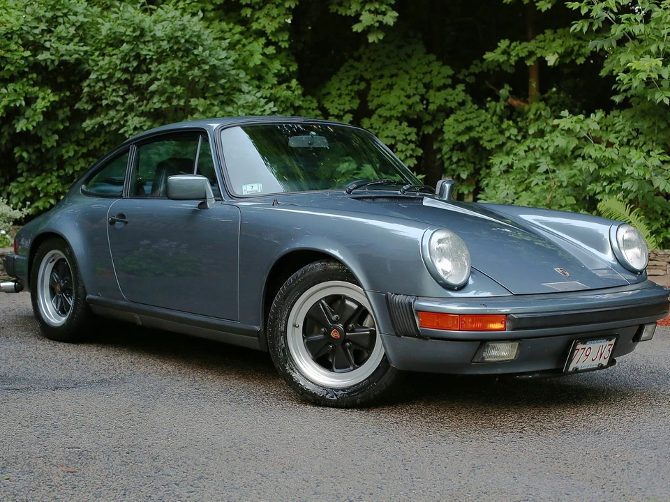 1984 Porsche 911 Carrera 3.2 - Image 9 of 31