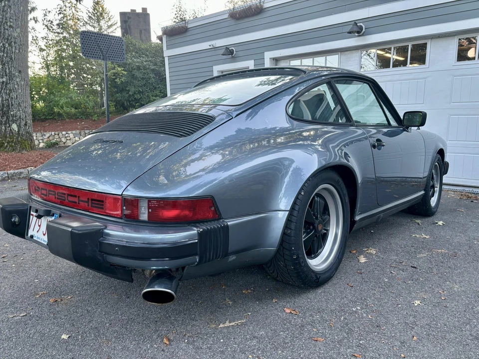1984 Porsche 911 Carrera 3.2 - Image 16 of 31