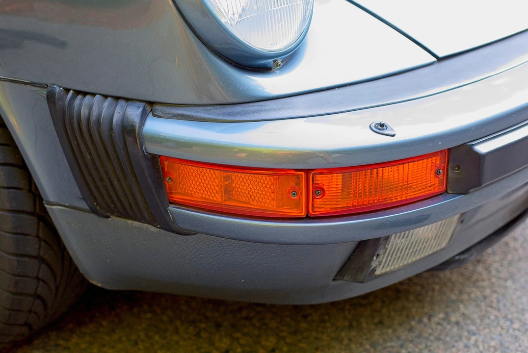 1984 Porsche 911 Carrera 3.2 - Image 19 of 31