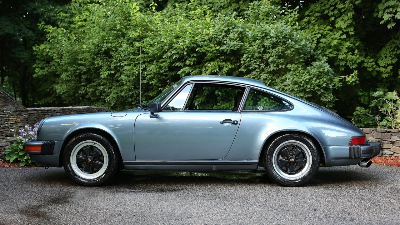 1984 Porsche 911 Carrera 3.2 - Image 4 of 31