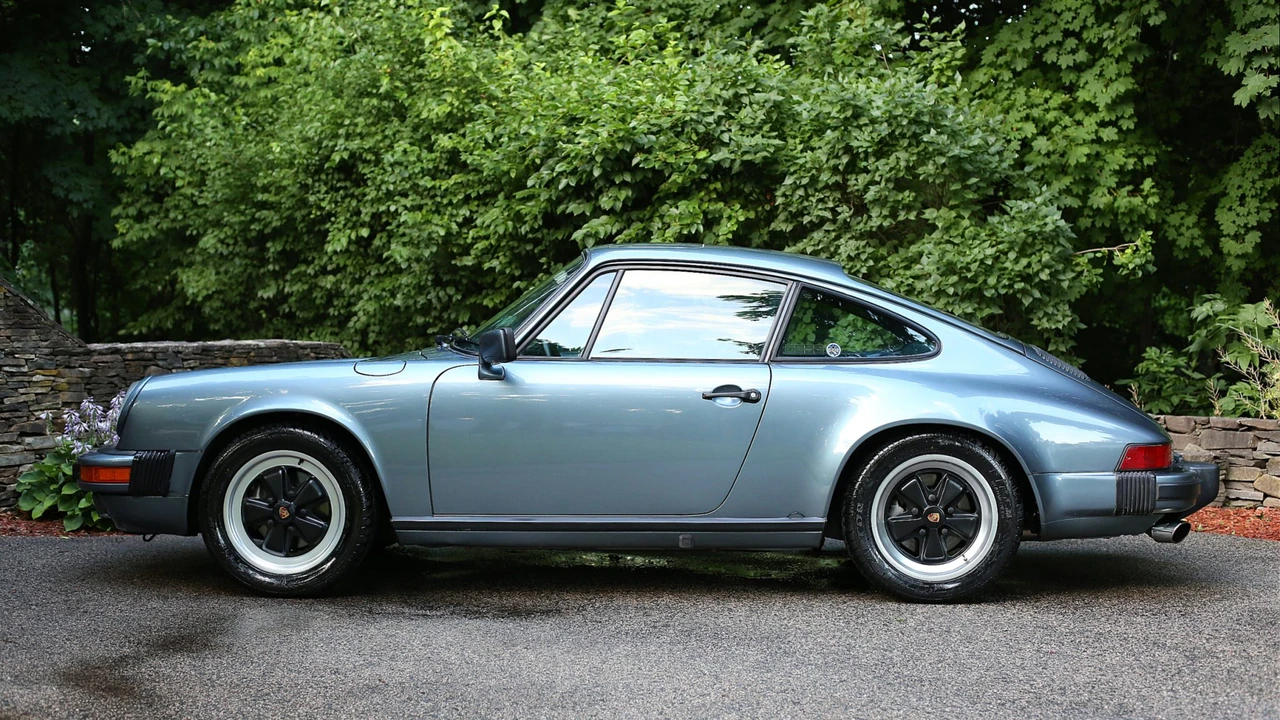 1984 Porsche 911 Carrera 3.2 - Image 3 of 31