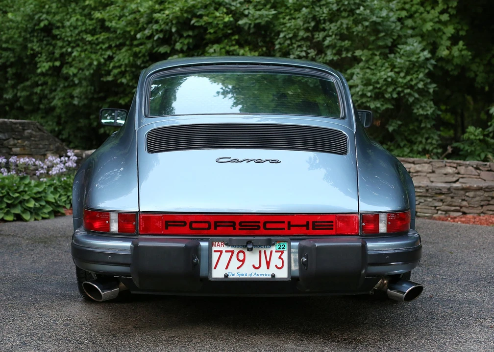 1984 Porsche 911 Carrera 3.2 - Image 5 of 31