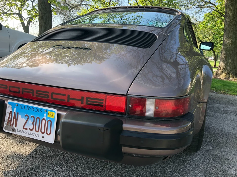 1984 Porsche 911 Carrera 3.2 - Image 27 of 31