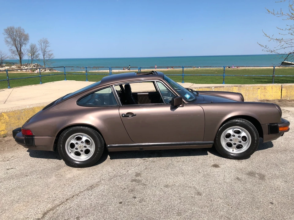 1984 Porsche 911 Carrera 3.2 - Image 9 of 31