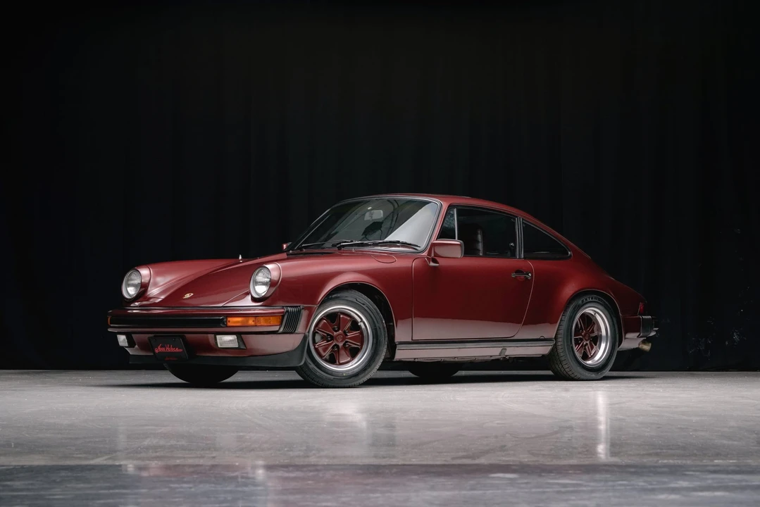 1984 Porsche 911 Carrera 3.2 - Image 2 of 31
