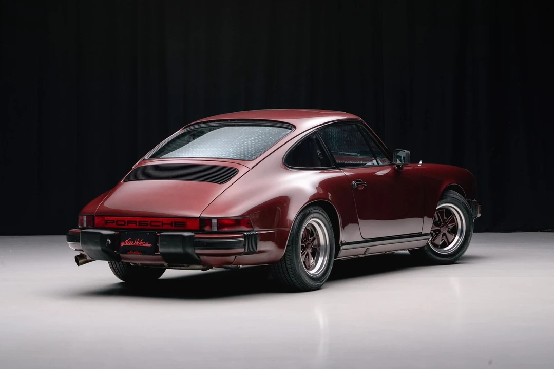 1984 Porsche 911 Carrera 3.2 - Image 17 of 31