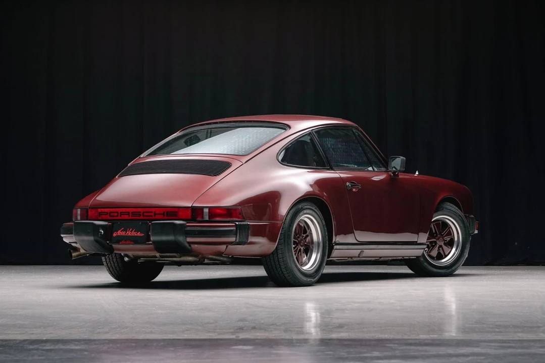 1984 Porsche 911 Carrera 3.2 - Image 16 of 31