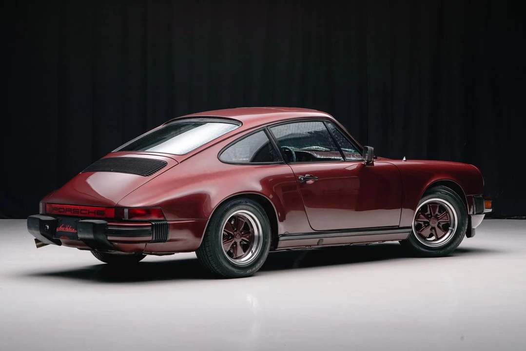 1984 Porsche 911 Carrera 3.2 - Image 15 of 31