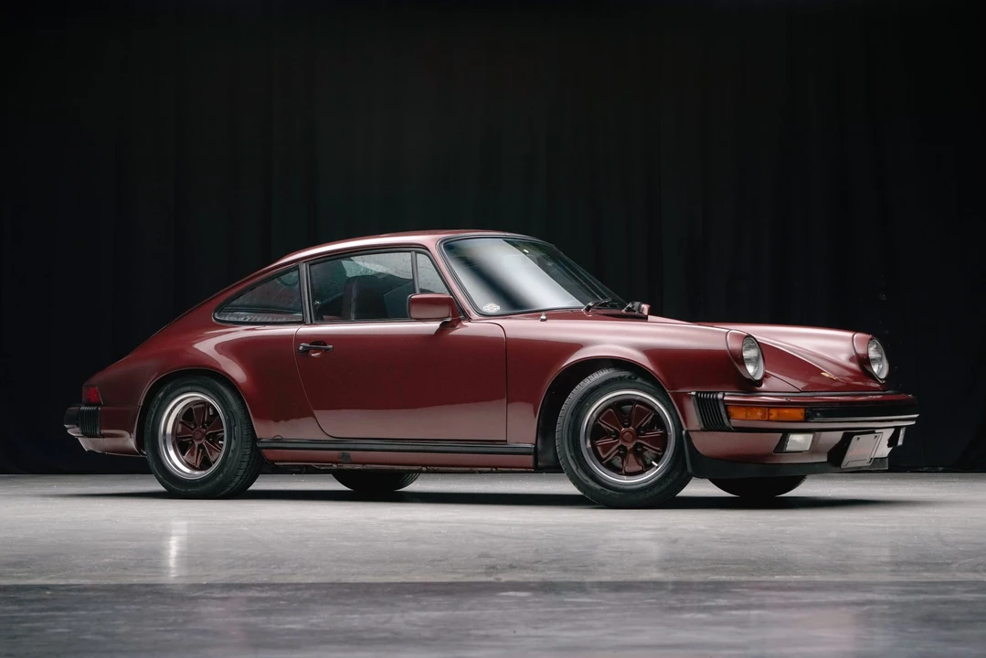 1984 Porsche 911 Carrera 3.2 - Image 10 of 31