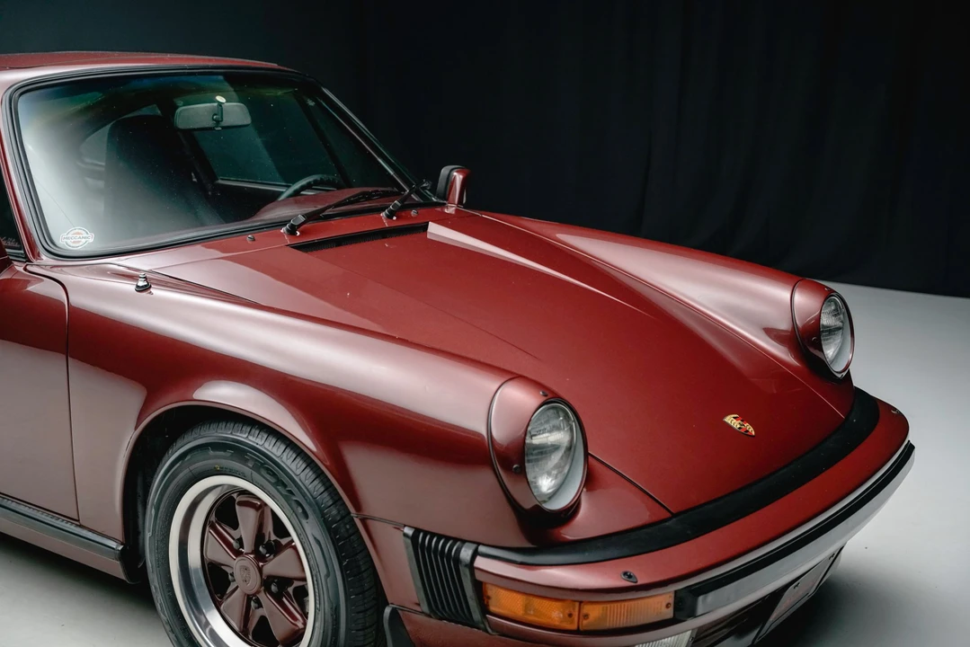 1984 Porsche 911 Carrera 3.2 - Image 29 of 31