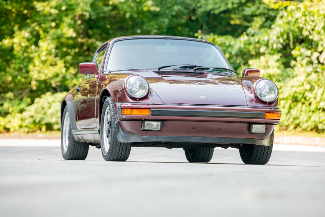 1984 Porsche 911 Carrera 3.2 - Image 12 of 31