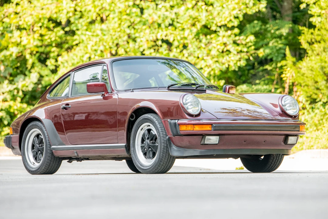 1984 Porsche 911 Carrera 3.2 - Image 9 of 31