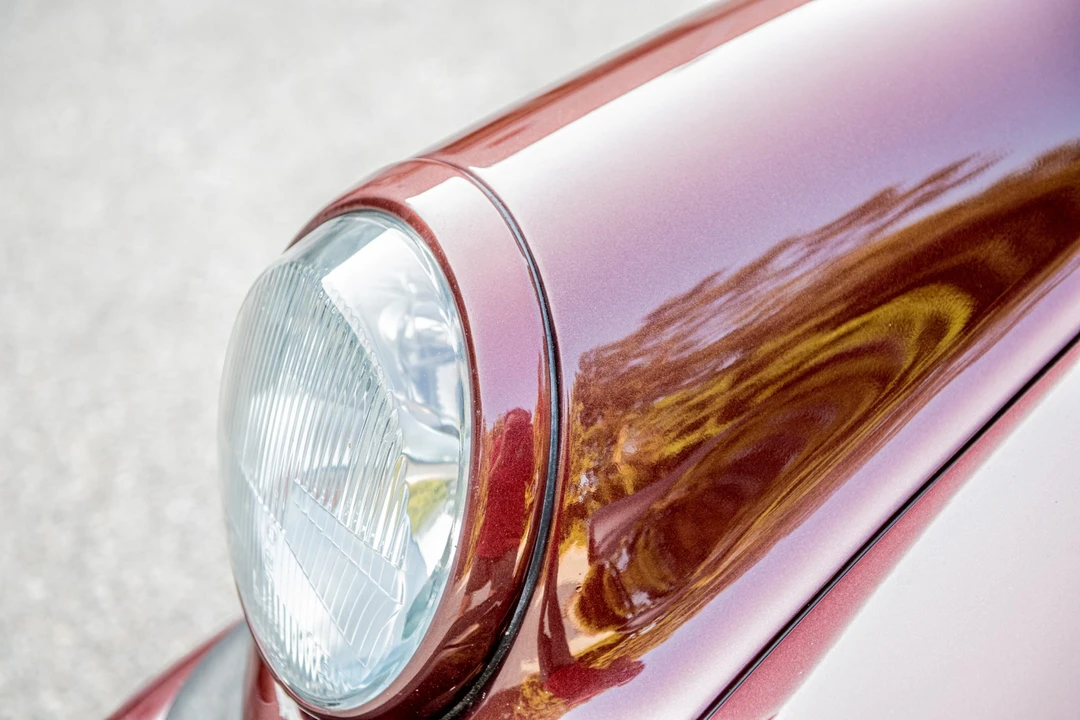 1984 Porsche 911 Carrera 3.2 - Image 28 of 31