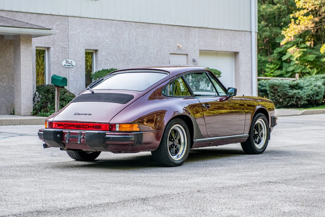 1984 Porsche 911 Carrera 3.2 - Image 6 of 31