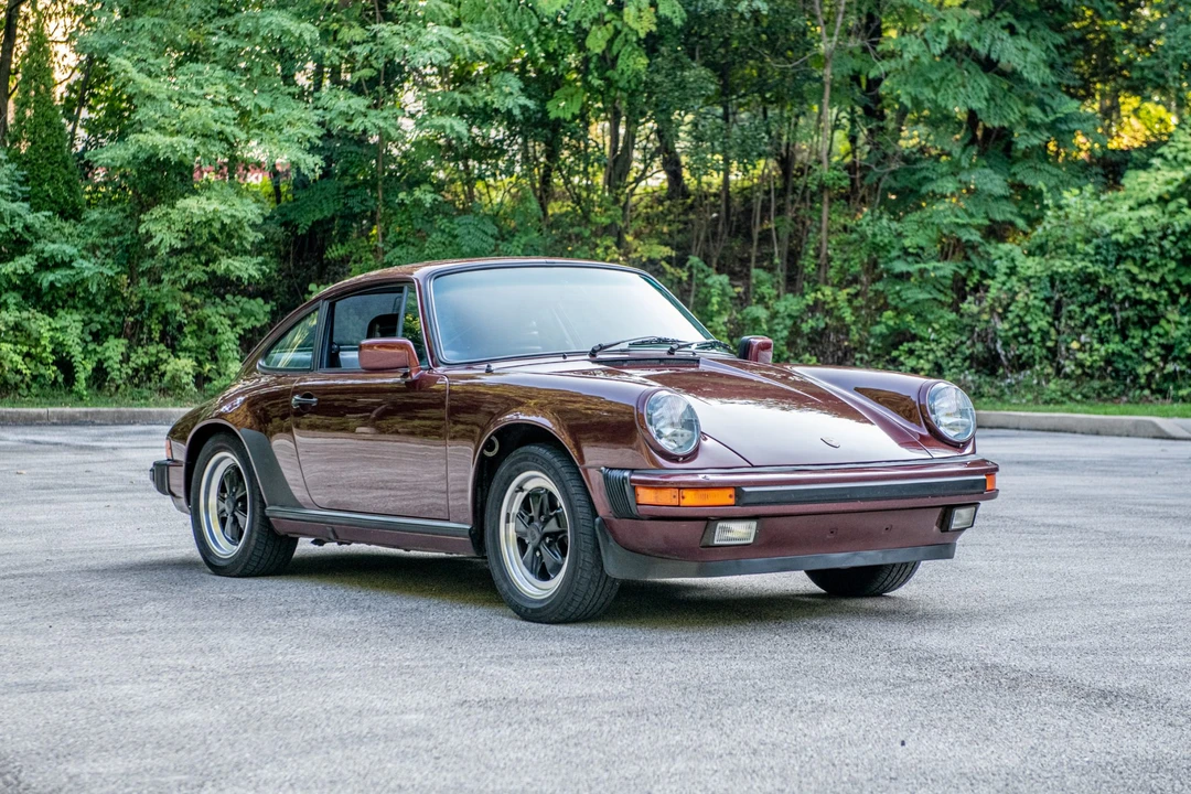 1984 Porsche 911 Carrera 3.2 - Image 10 of 31
