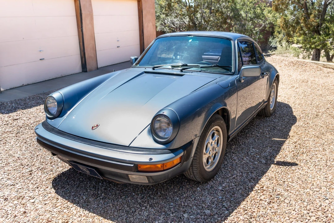 1984 Porsche 911 Carrera 3.2 - Image 2 of 31