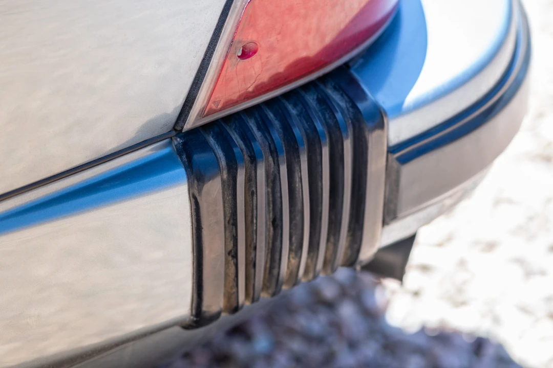 1984 Porsche 911 Carrera 3.2 - Image 28 of 31