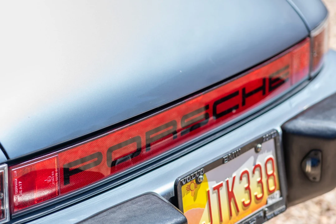 1984 Porsche 911 Carrera 3.2 - Image 25 of 31