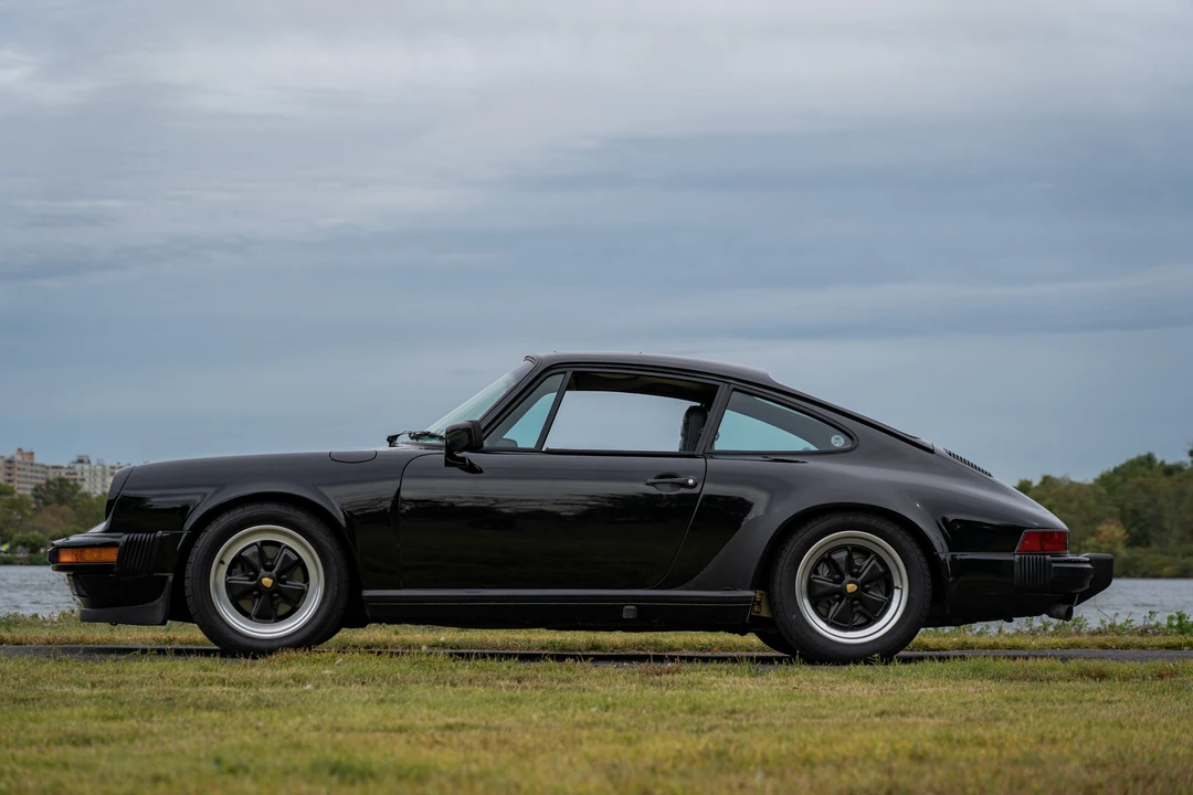 1984 Porsche 911 Carrera 3.2 - Image 10 of 31