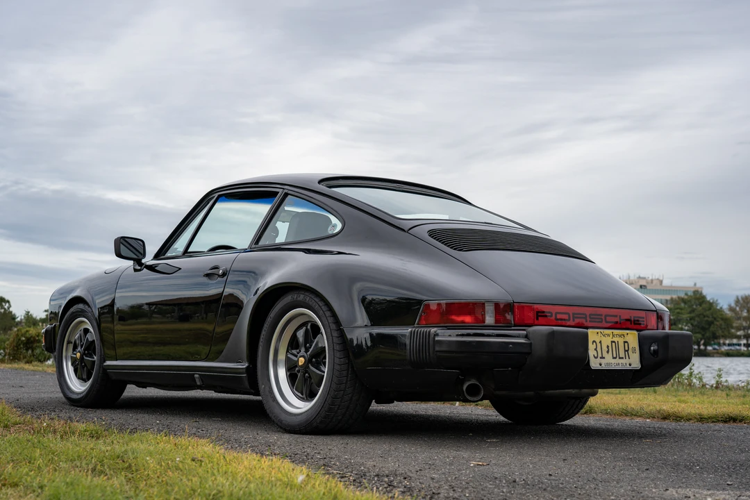 1984 Porsche 911 Carrera 3.2 - Image 9 of 31